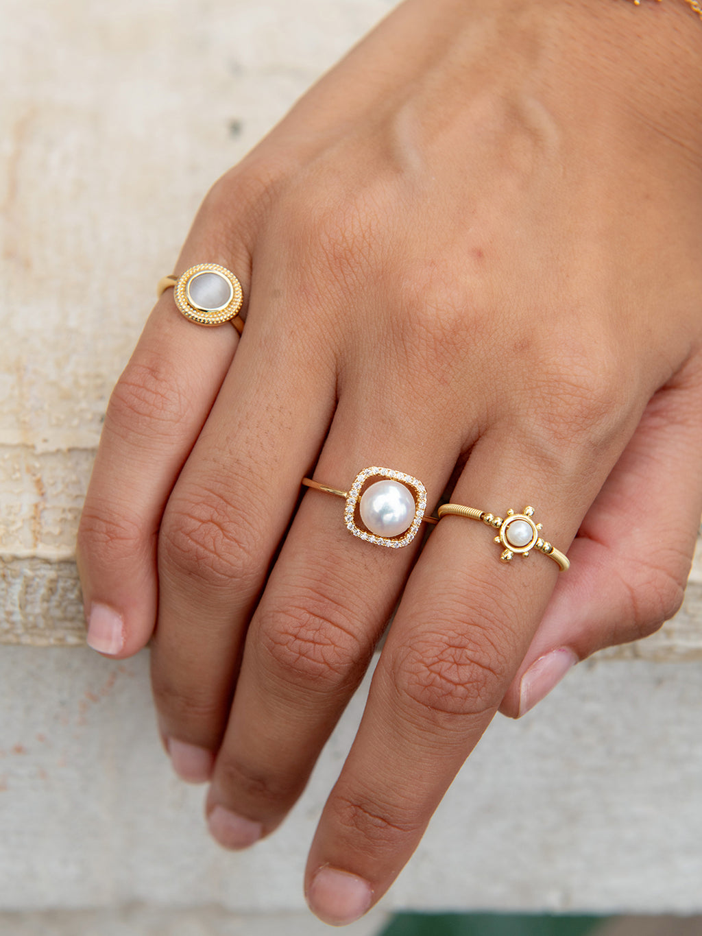 Bague CARRE PERLE PL-OR 750 3MIC