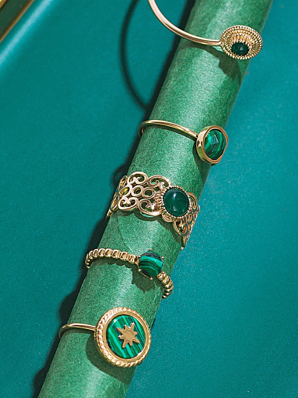 Bague JADE VERT Ciselé PL-OR 750 3MIC