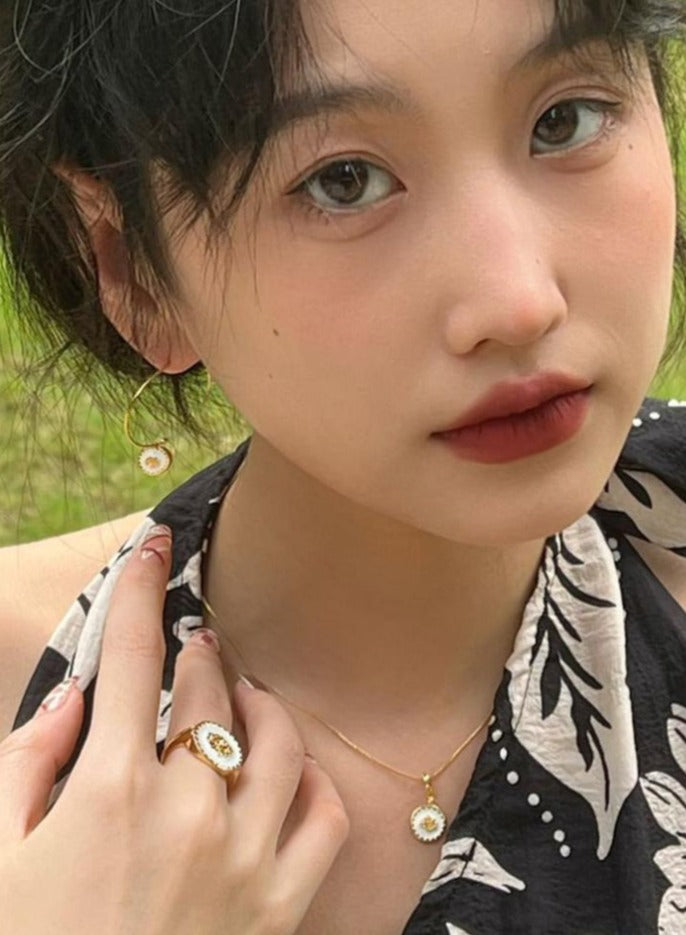 Boucles d'oreilles Femme fantaisie qualité Atelier JFB Rose en émail