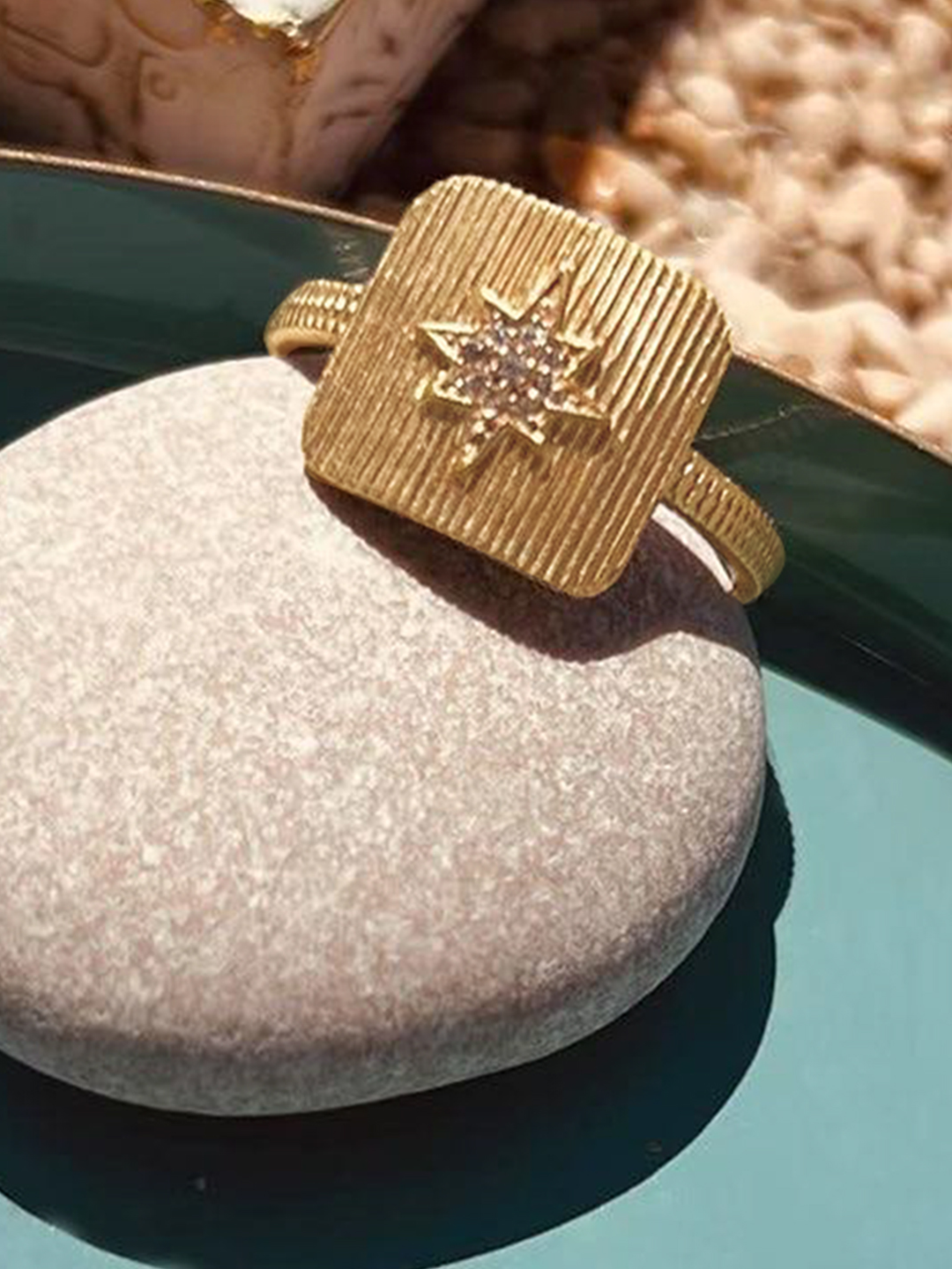 Bague ETOILE CARRE PL-OR 750 3MIC