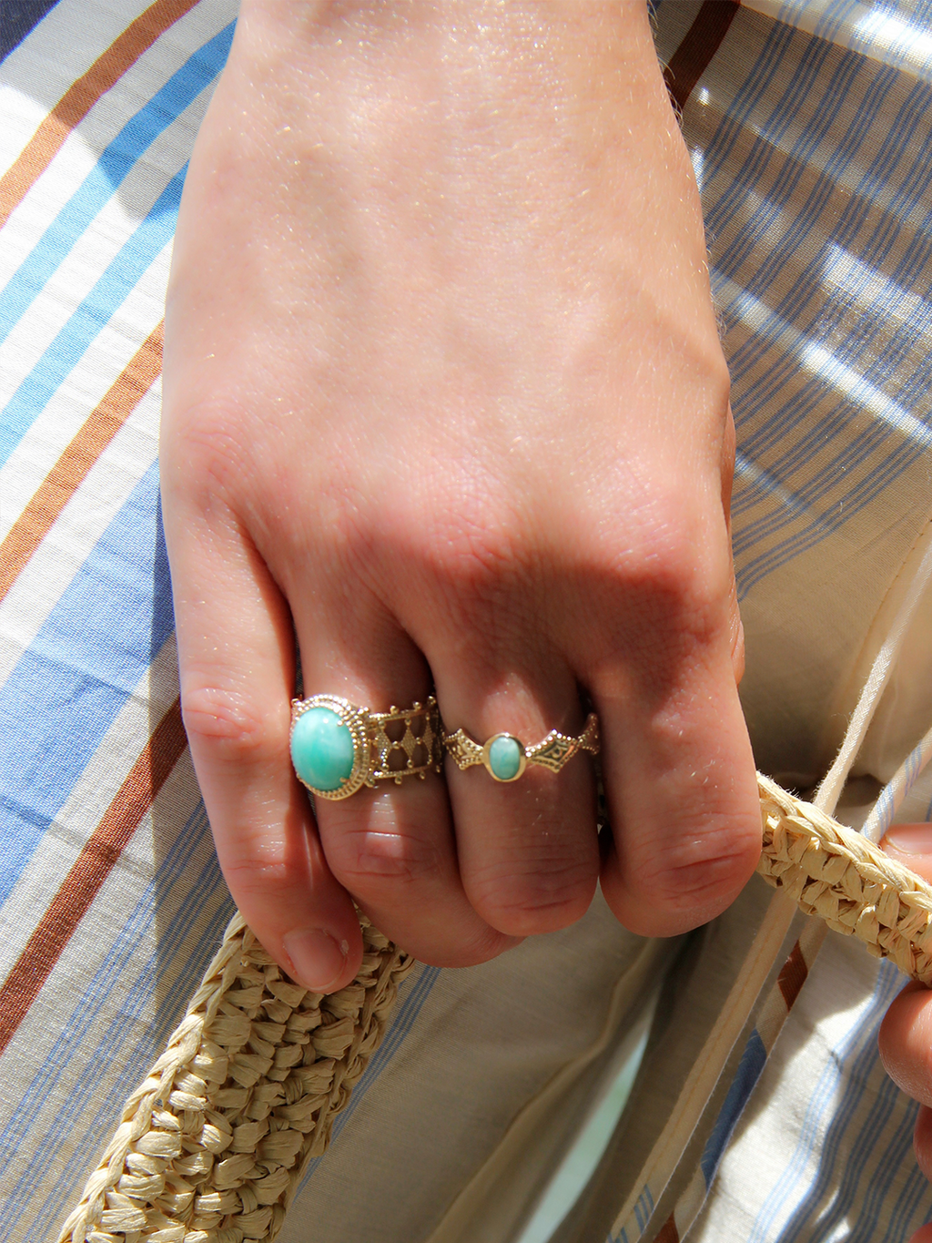 Bague LOSANGE BLEU PL-OR 750 3MIC