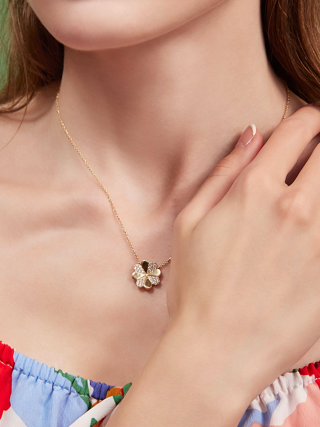 Collier PO Forme Trèfle oxydes blancs