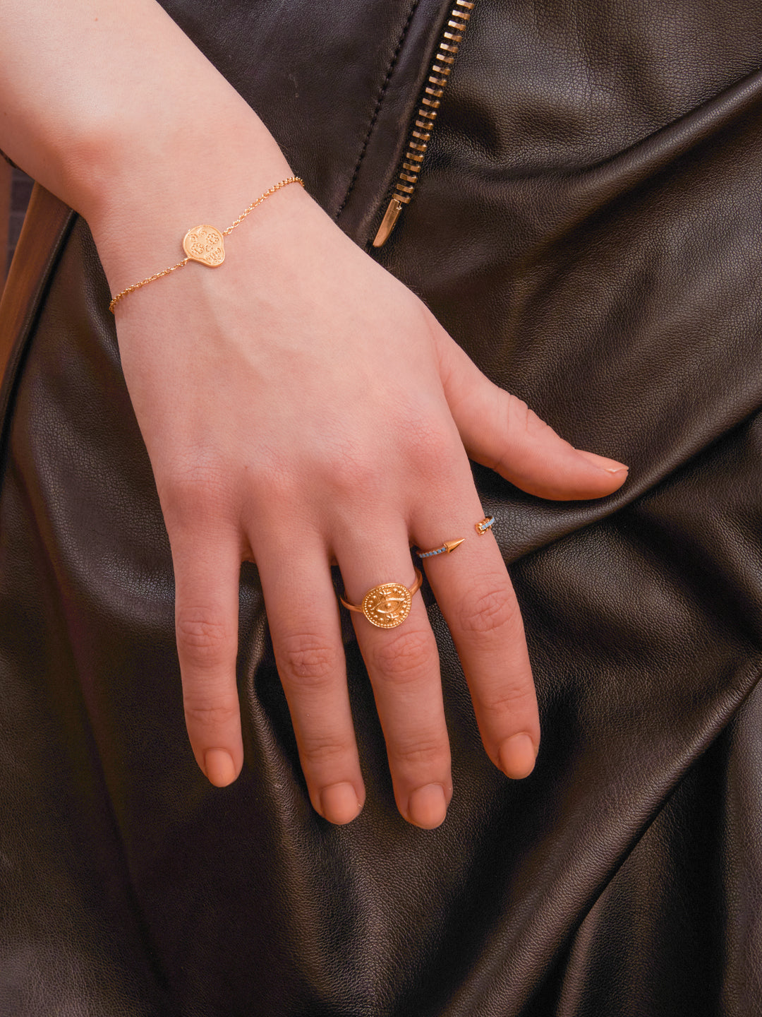Bague L'OEIL SAGESSE PL-OR 750 3MIC