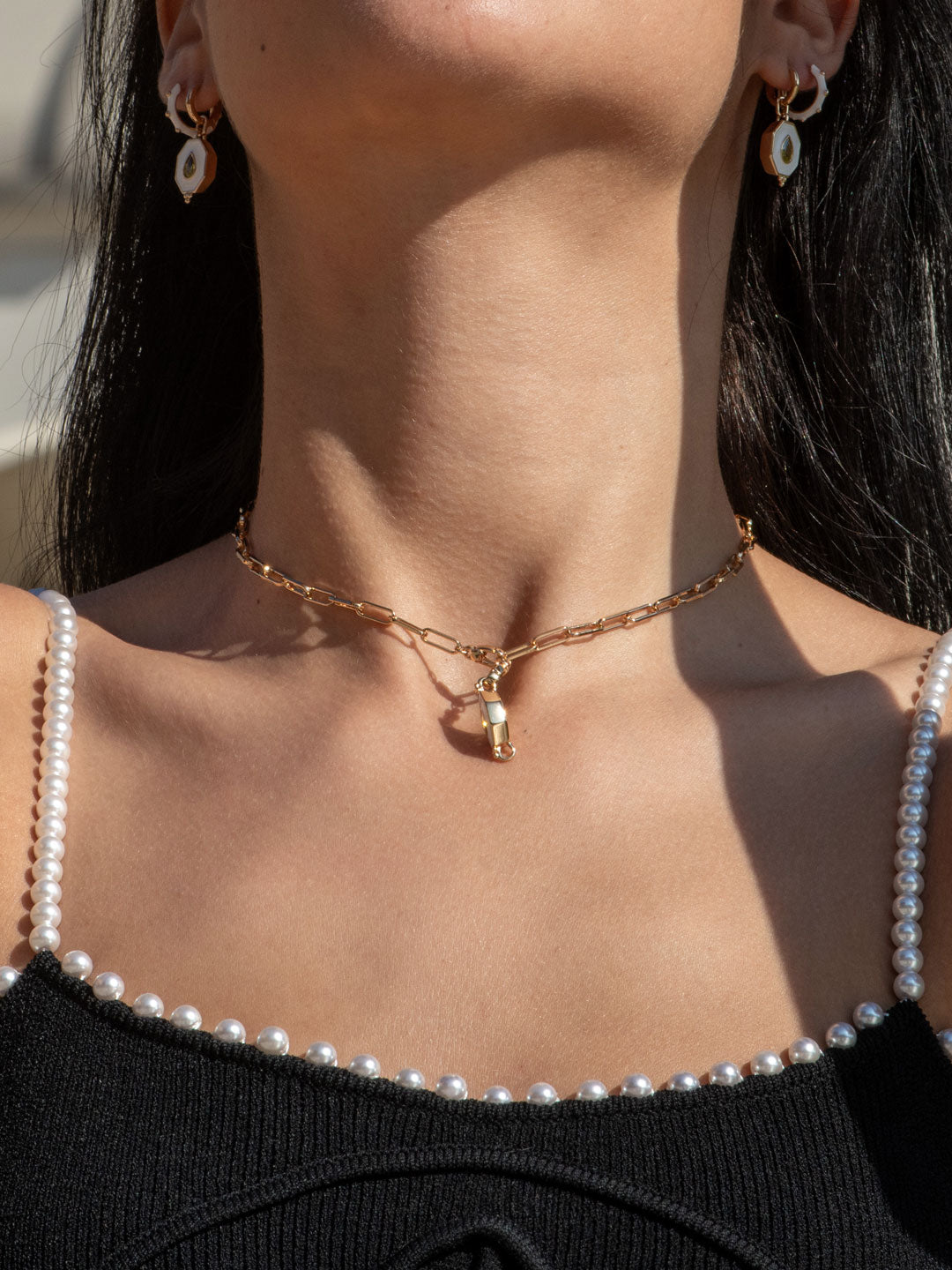 Collier PO Emaille Blanc en forme de l'art deco