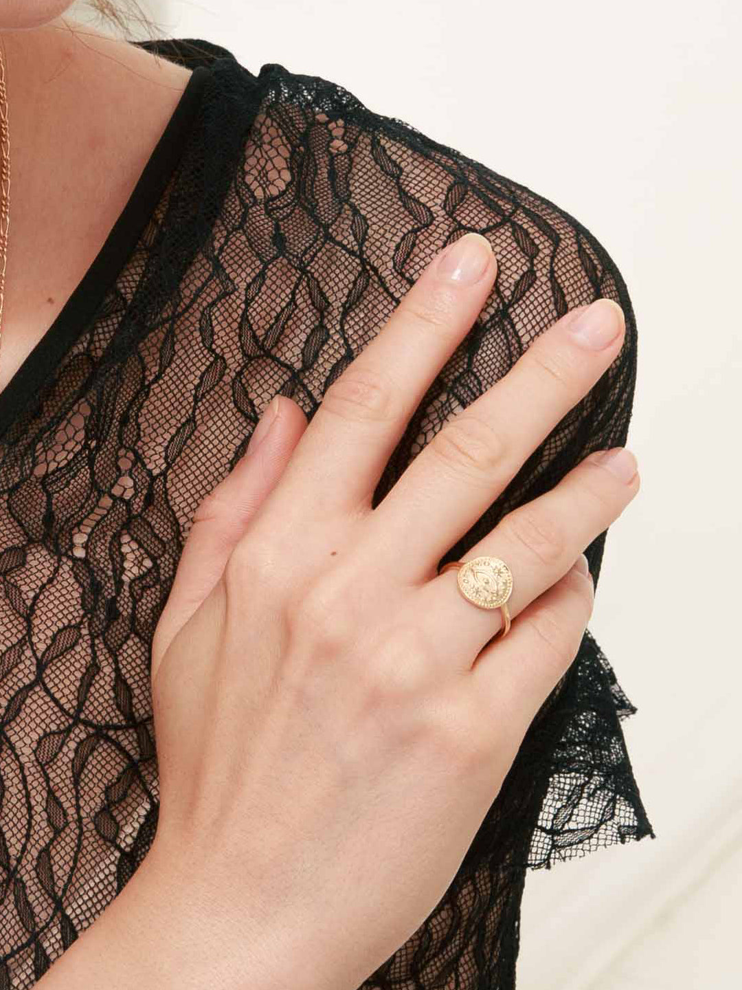 Bague L'OEIL SAGESSE PL-OR 750 3MIC