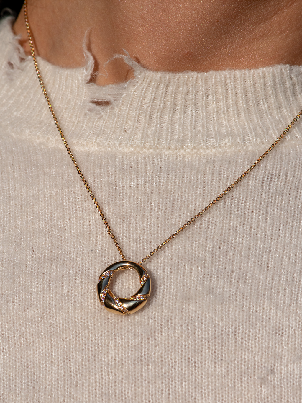 Collier CERCLE CROISSANT PL-OR 750 3MIC