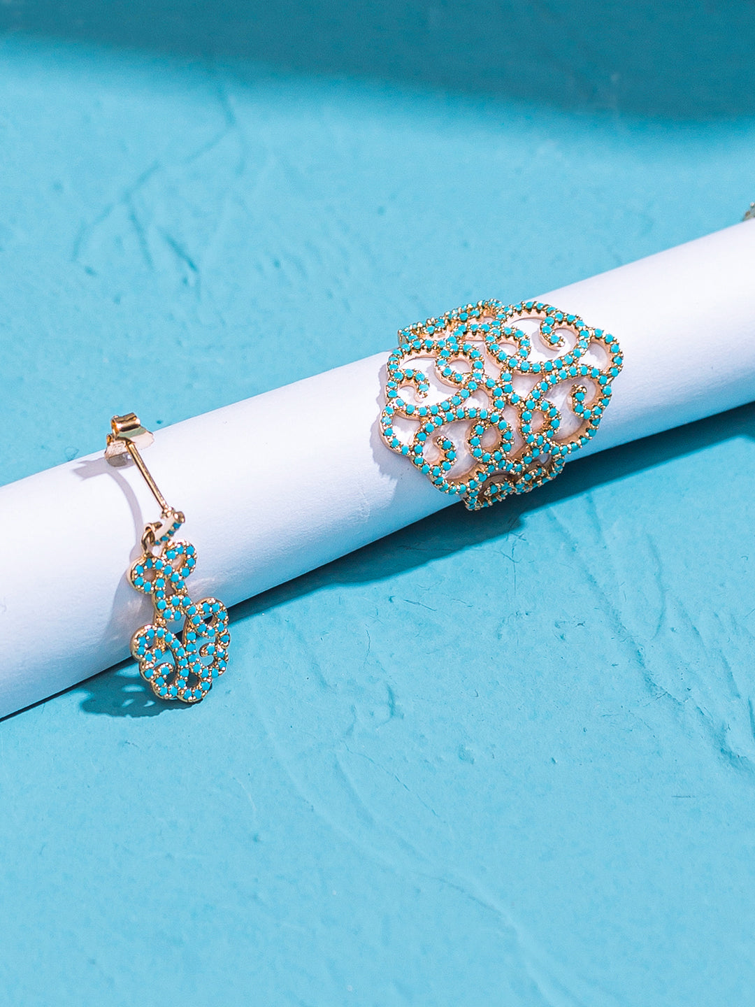 Bague Large PO Arabesque Serti Zircon en Bleu Turquoise